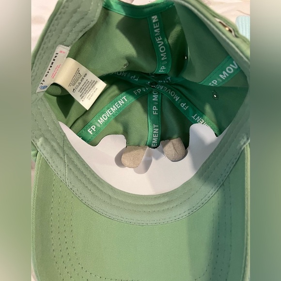 FP Movement Blooming Buti Logo Baseball Cap Hat in Cacti Green One Size NWT - Picture 5 of 5